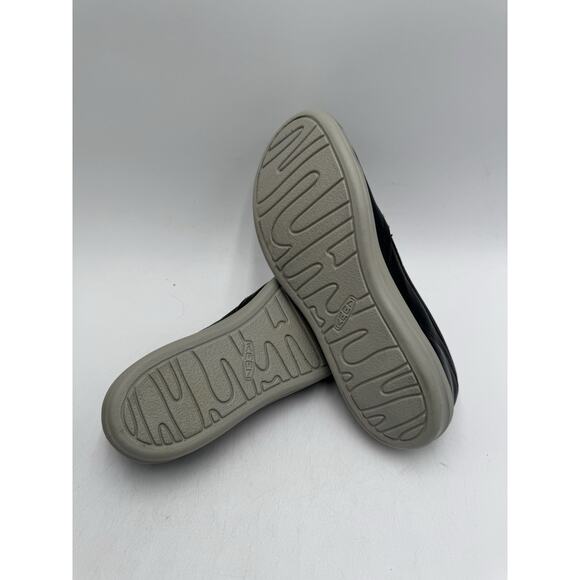 Keen LORELAI SLIP-ON Women's NWD Casual Slip On Shoe Black MISMATCH SIZES - Picture 9 of 12